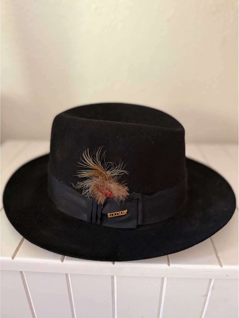 Stetson Temple Black Fedora Hat 7 3/8 59cm Fur Felt USA Feather Vintage